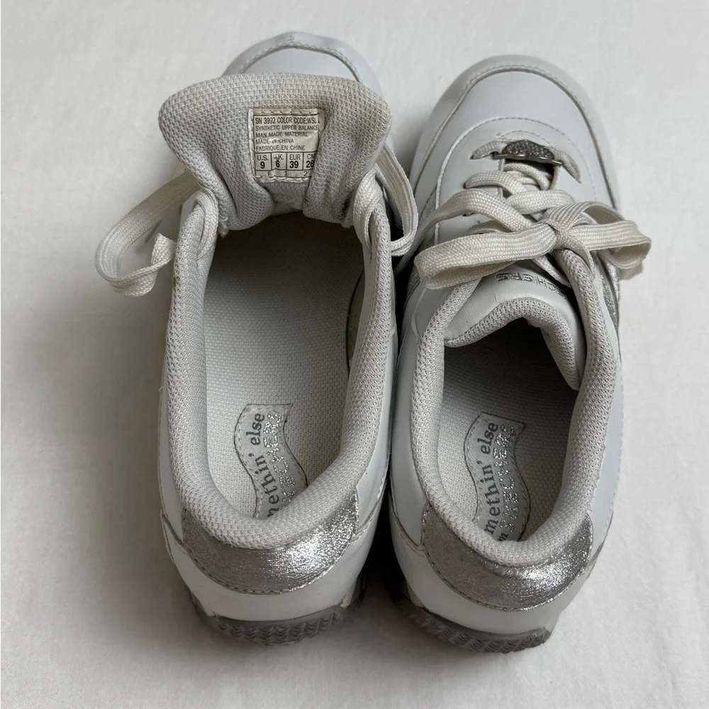 Vintage Y2K Platform Skechers Silver & White Heart Charms Size 9 Retro 90’s